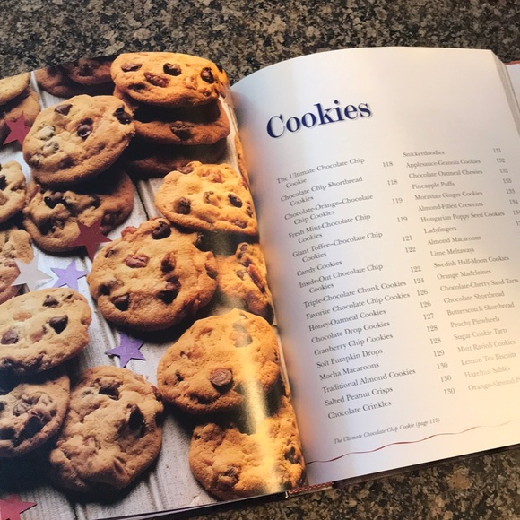 Betty Crocker's Best of Baking Book - Picture 11 of 14
